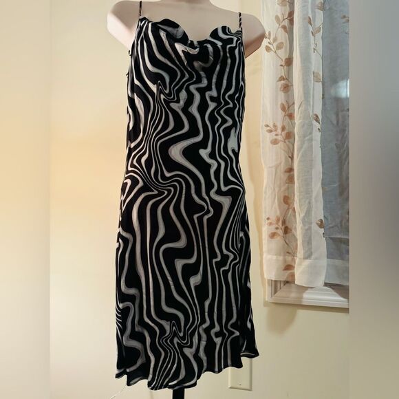 ZARA women’s dress in zebra print size small NWOT - Picture 5 of 13